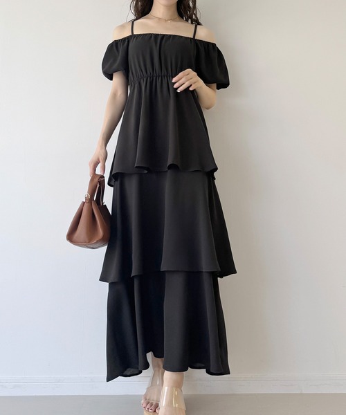 junoah(ジュノア)の「2wayオフショルティアードワンピース(ワンピース・レディース・イエロー/ホワイト/ブラック/チャコール/ピンクベージュ・X-LARGE/LARGE/MEDIUM/SMALL)」の7枚目の写真
