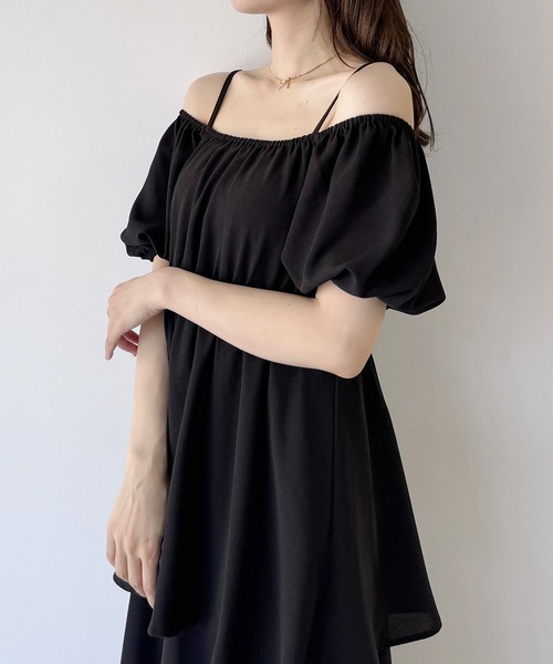 junoah(ジュノア)の「2wayオフショルティアードワンピース(ワンピース・レディース・イエロー/ホワイト/ブラック/チャコール/ピンクベージュ・X-LARGE/LARGE/MEDIUM/SMALL)」の9枚目の写真