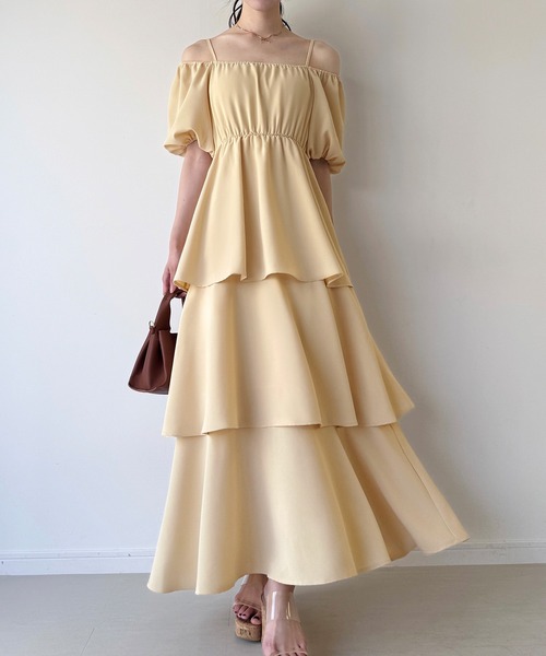 junoah(ジュノア)の「2wayオフショルティアードワンピース(ワンピース・レディース・イエロー/ホワイト/ブラック/チャコール/ピンクベージュ・X-LARGE/LARGE/MEDIUM/SMALL)」の15枚目の写真