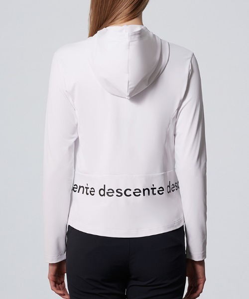 DESCENTE GOLF（デサントゴルフ）の「フルジップベアスムース