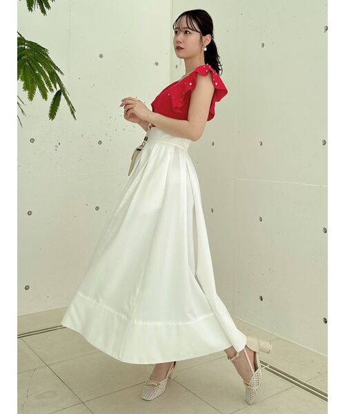 dazzlin(ダズリン)の「ラッフルビジューニットトップス(ニット/セーター・レディース・オフホワイト/ネイビー/ピンク/ブルー/レッド・FREE)」の6枚目の写真