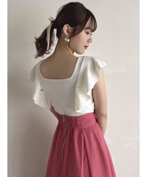 dazzlin(ダズリン)の「ラッフルビジューニットトップス(ニット/セーター・レディース・オフホワイト/ネイビー/ピンク/ブルー/レッド・FREE)」の22枚目の写真