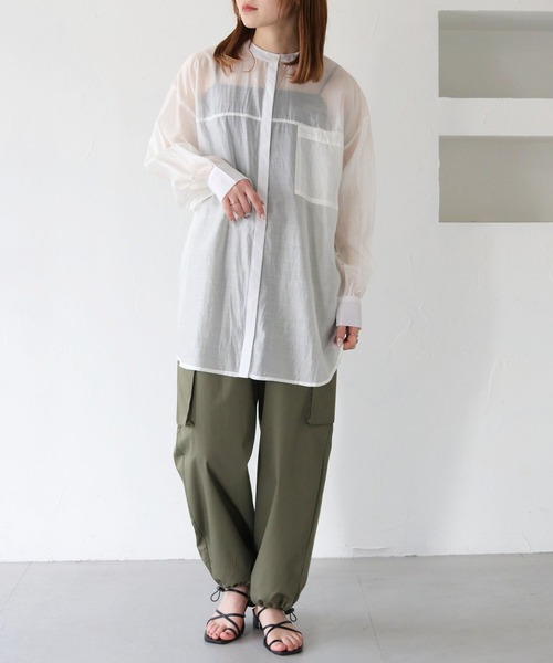 HER CLOSET（ハークローゼット）の「【vingtrois】シアーオーバーシャツ（シャツ/ブラウス・レディース・オフホワイト/ブラック/ライトベージュ・M）」の6枚目の写真