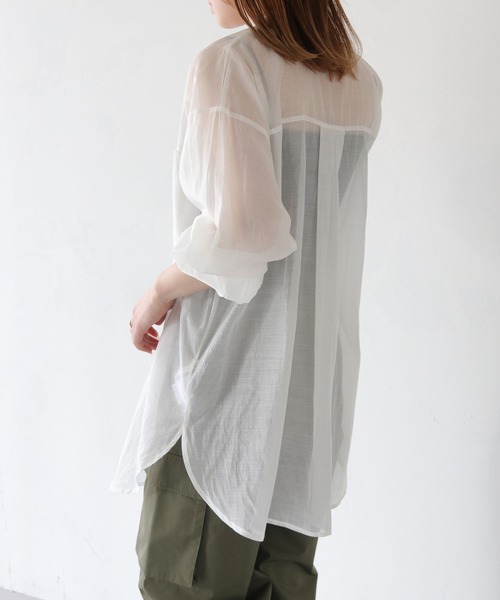 HER CLOSET（ハークローゼット）の「【vingtrois】シアーオーバーシャツ（シャツ/ブラウス・レディース・オフホワイト/ブラック/ライトベージュ・M）」の11枚目の写真