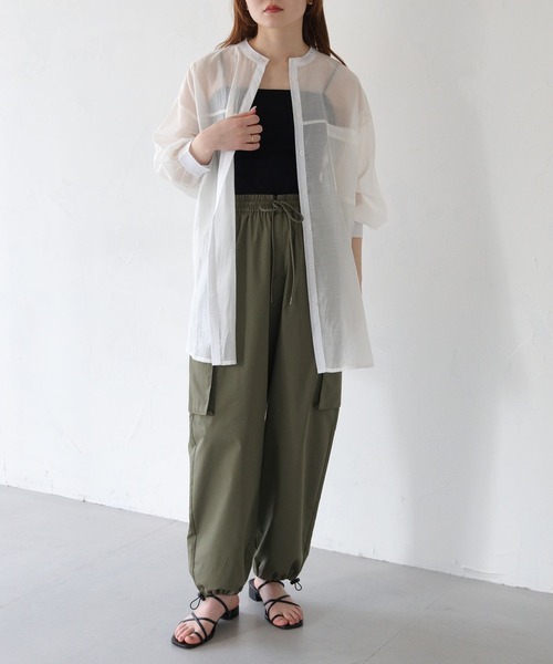 HER CLOSET（ハークローゼット）の「【vingtrois】シアーオーバーシャツ（シャツ/ブラウス・レディース・オフホワイト/ブラック/ライトベージュ・M）」の13枚目の写真