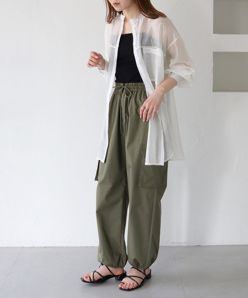 HER CLOSET（ハークローゼット）の「【vingtrois】シアーオーバーシャツ（シャツ/ブラウス・レディース・オフホワイト/ブラック/ライトベージュ・M）」の14枚目の写真
