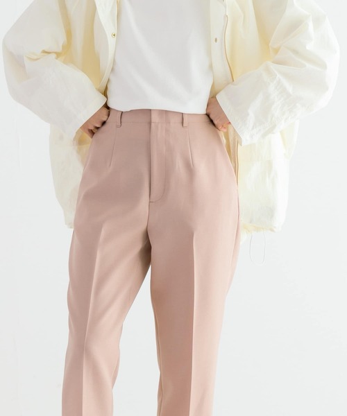 URBAN RESEARCH（アーバンリサーチ）の「ストレッチコンパクトストレートパンツ（その他パンツ・レディース・ピンク/ブラック/オフホワイト・36/34/38）」の4枚目の写真