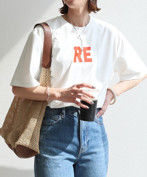 reca(レカ)の「前後ロゴプリントTシャツ(Tシャツ/カットソー・レディース・ホワイト系その他/ベージュ系その他/ホワイト系その他2/グレー系その他・FREE)」の3枚目の写真