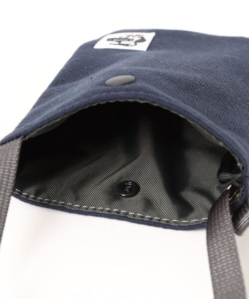 CHUMS(チャムス)の「【CHUMS/チャムス】 Minimal Shoulder Bag Sweat(ショルダーバッグ・メンズ・ブラック/ネイビー/イエロー/その他1/その他2/その他3/ヘザーグレー/その他5/その他4/その他7/その他6・FREE)」の18枚目の写真