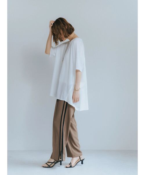 YECCA VECCA(イェッカヴェッカ)の「サイドラインストレートパンツ(その他パンツ・レディース・モカ/ベージュ・M/S)」の9枚目の写真