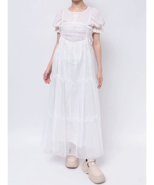 merry jenny（メリージェニー）の「ドロストチュールキャミワンピース（ワンピース・レディース・グレー/ベージュ/オフホワイト・FREE）」の2枚目の写真