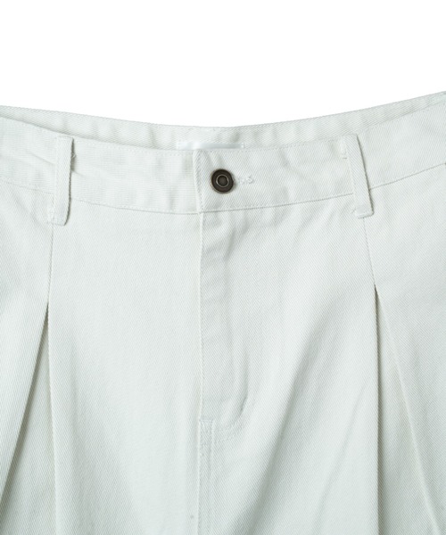 KACCO(カッコ)の「《ユニセックスアイテム》LOOSE BAGGY DENIM / ルーズバギーデニム(デニムパンツ・メンズ・ホワイト/ブラック/ブルー・LARGE/MEDIUM/SMALL)」の21枚目の写真