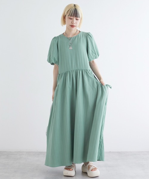 w closet（ダブルクローゼット）の「バルーン袖BIGポケットワンピース