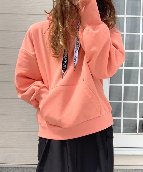 【セール】ロゴテープパーカー（パーカー）｜Q（キュー）