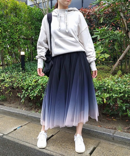 【セール】ロゴテープパーカー（パーカー）｜Q（キュー）