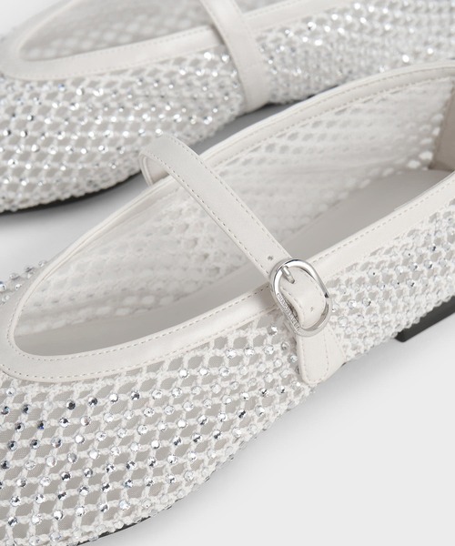 CHARLES & KEITH(チャールズ & キース)の「メッシュクリスタルエンベリッシュド メリージェーン(パンプス・レディース・ブラック/ホワイト・24.5cm/23.5cm/23cm/22.5cm/25cm)」の12枚目の写真