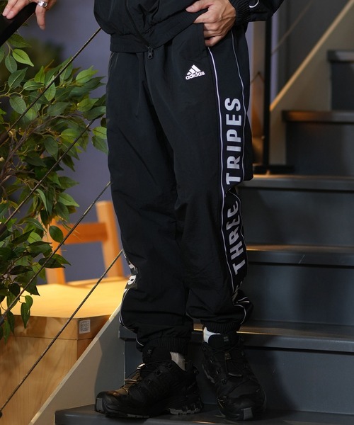 adidas(アディダス)の「adidas/アディダス M WORD ウーブンパンツ 裏起毛 ルーズシルエット ユーティリティ ストリート セットアップ対応 KWY00(その他パンツ・メンズ・ブラック/ネイビー・2XL/XL/L/M/S)」の4枚目の写真