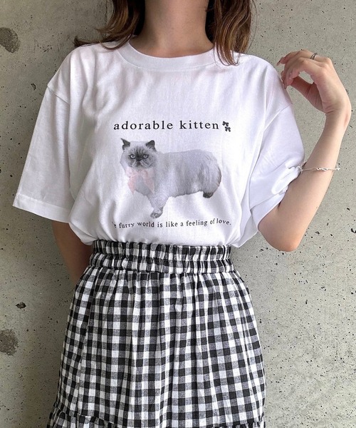 日本未入荷 KUOSE★お花とリボンの猫プリントTシャツ ねこリボンプリント半袖Tシャツ(Tシャツ/カットソー