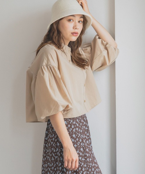 mysty woman(ミスティウーマン)の「バルーンスリーブシャツ 143236(シャツ/ブラウス・レディース・ブラック/オフホワイト/ベージュ・FREE)」の3枚目の写真