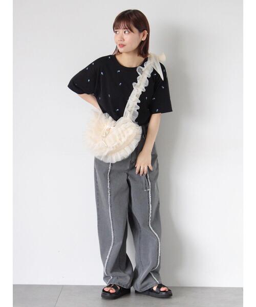 ehka sopo（エヘカソポ）の「チュールマルチWAYフリルバッグ（ハンドバッグ・レディース・ブラック/グレー/キナリ・F）」の16枚目の写真