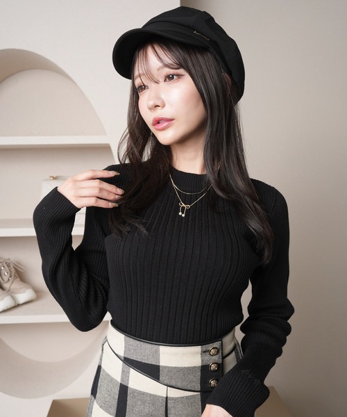 LIPSERVICE(リップサービス)の「ロゴポイントモックネックリブニット(ニット/セーター・レディース・ブラック/ホワイト/グレー/その他1・FREE)」の1枚目の写真