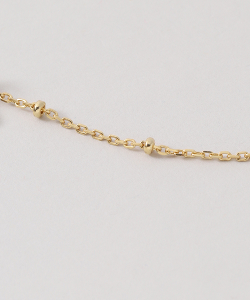 SLOBE IENA（スローブイエナ）の「plume スクエアコインネックレス（ネックレス・レディース・ゴールド・FREE）」の6枚目の写真