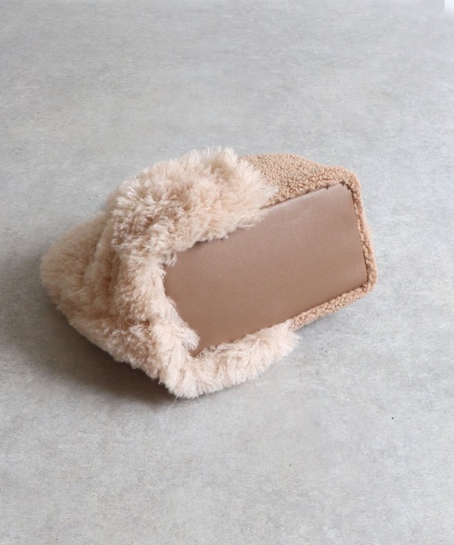 T・S・L(ティーエスエル)の「ファー切り替えトートバッグ(トートバッグ・レディース・アイボリー/グレー/モカ・FREE)」の12枚目の写真