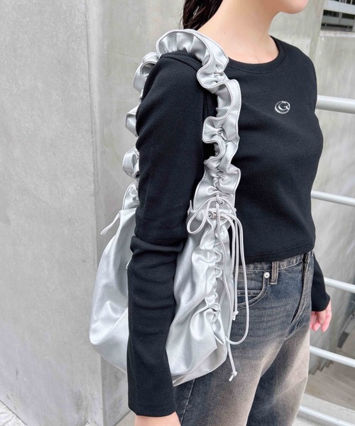 INGNI(イング)の「ギャザーショルダーバッグ(ショルダーバッグ・レディース・ブラック/ブラウン/オフホワイト/シルバー・ONE SIZE)」の17枚目の写真