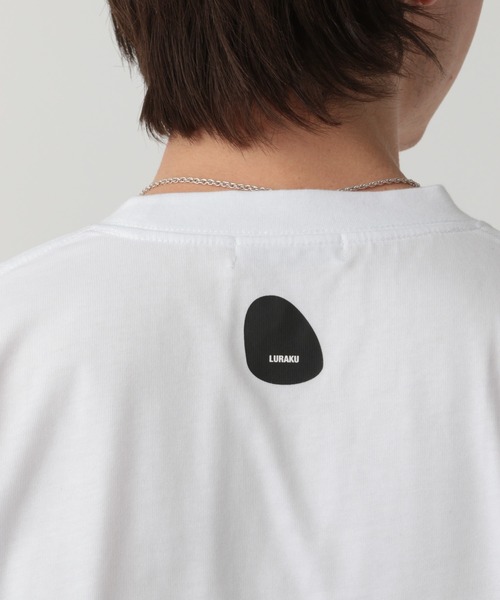 LURAKU(ルラク)の「【LURAKU】 LURAKU Embroidered Tee - LURAKU 刺繍T(Tシャツ/カットソー・メンズ・ブラック/ネイビー/ホワイト・LARGE/MEDIUM/SMALL)」の17枚目の写真