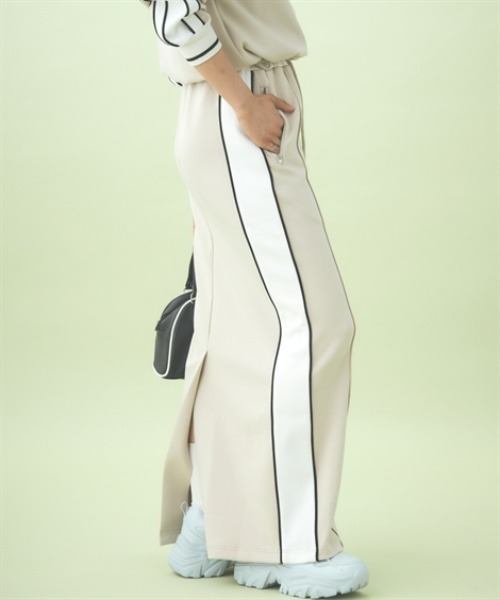 TTOL（トール）の「サイドラインリラックススカート（スカート・レディース・ベージュ/ブラック・M-L/L-XL）」の17枚目の写真