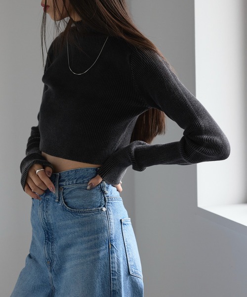 MAISON BREEZE（メゾンブリーズ）の「【MAISON BREEZE】ストーンウォッシュハイネッククロップドプルオーバーニット　DTK（ニット/セーター・レディース・ブラック/ブルー/グレー/ライトグレー・FREE）」の16枚目の写真