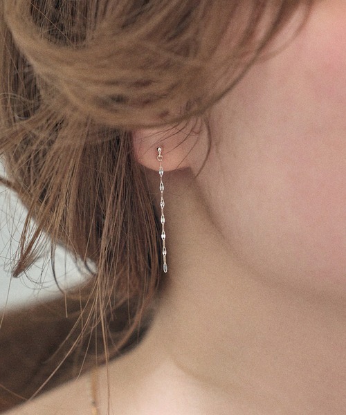 Jolie Toujours(ジョリトゥジュール)の「【金属アレルギー軽減】〈silver925〉ペタルチェーンピアス(ピアス(両耳用)・レディース・シルバー・FREE)」の6枚目の写真