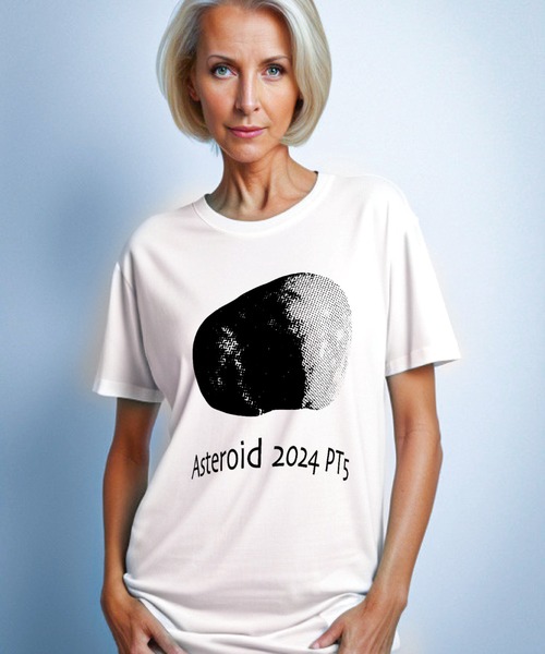 THEATRE PRODUCTS（シアタープロダクツ）の「【Asteroid 2024 PT5 Fan Club】 logo Tshirt