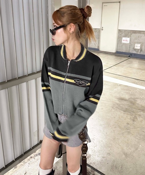 sedacle girl（セダクルガール）の「配色トラックニット（ニット/セーター・レディース・ブラウン/レッド/チャコールグレー・FREE）」の5枚目の写真