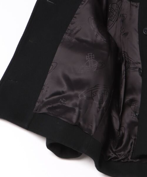 Vivienne Westwood（ヴィヴィアンウエストウッド）の「ﾊﾞｰｻﾀｲﾙｶﾙｾﾞﾊﾞﾚﾙﾌｰﾃﾞｨｰ（ダッフルコート・レディース・ブラック/レッド・FREE）」の4枚目の写真