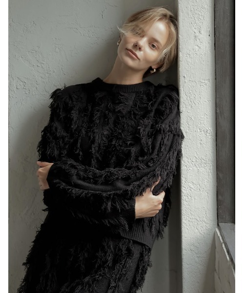Re:EDIT（リエディ）の「[2024-25 WINTER COLLECTION]クルーネックフリンジニットトップス（ニット/セーター・レディース・ブラック/アイボリー/モカ・MEDIUM/LARGE）」の6枚目の写真