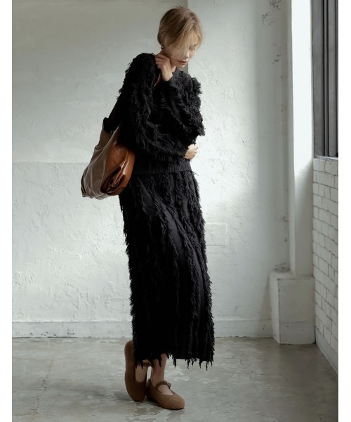 Re:EDIT（リエディ）の「[2024-25 WINTER COLLECTION]クルーネックフリンジニットトップス（ニット/セーター・レディース・ブラック/アイボリー/モカ・MEDIUM/LARGE）」の7枚目の写真