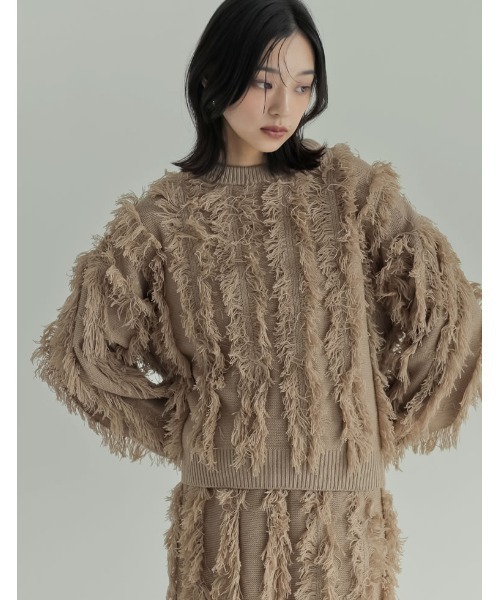 Re:EDIT（リエディ）の「[2024-25 WINTER COLLECTION]クルーネックフリンジニットトップス（ニット/セーター・レディース・ブラック/アイボリー/モカ・MEDIUM/LARGE）」の4枚目の写真