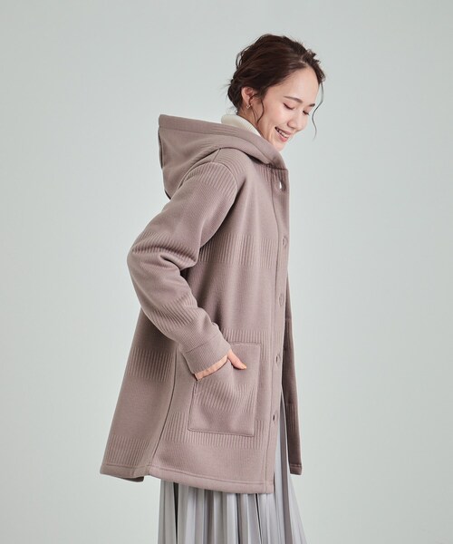SHOO・LA・RUE(シューラルー)の「◆【裏地あったか】体型カバーしながらすっきり見えも叶う フーディコーディガン(カーディガン/ボレロ・レディース・チャコールグレー/ブラウン系/ブラック・04/03/02/01)」の13枚目の写真