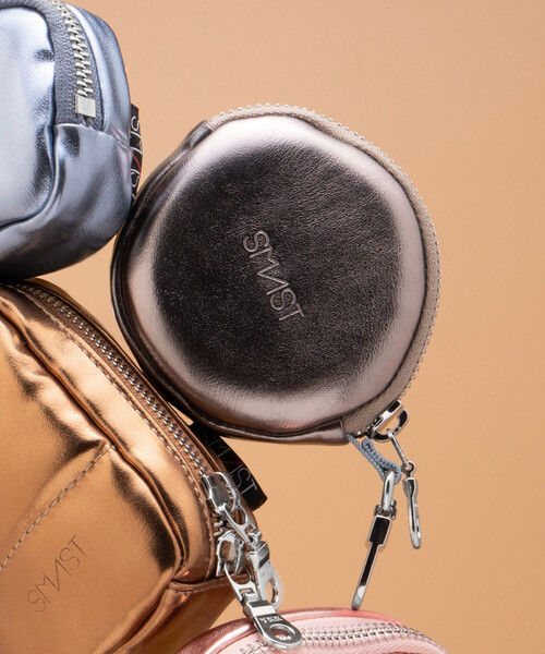FREAK'S STORE（フリークスストア）の「SMAST/スマスト SMAST CIRCLE POUCH（ポーチ・メンズ・グレー/ブルー/ピンク/レンガ・ONE SIZE）」の5枚目の写真