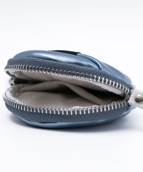 FREAK'S STORE（フリークスストア）の「SMAST/スマスト SMAST CIRCLE POUCH（ポーチ・メンズ・グレー/ブルー/ピンク/レンガ・ONE SIZE）」の12枚目の写真