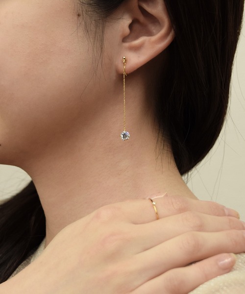CALIN STANDARD(カリンスタンダード)の「◆金属アレルギー対応◆◆made in japan◆【痛くない】【落ちにくい】【ストレスフリーな着け心地】ロングチェーン キュービックジルコニア ループフィットイヤリング(イヤリング・レディース・ピンクゴールド/ゴールド/シルバー・FREE)」の4枚目の写真