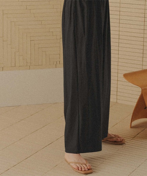 titivate（ティティベイト）の「ギャザーデザインワイドパンツ/ラッシュガード（ラッシュガード・レディース・ブラック/ライトベージュ/グレイッシュベージュ・SP/L/M/S）」の9枚目の写真