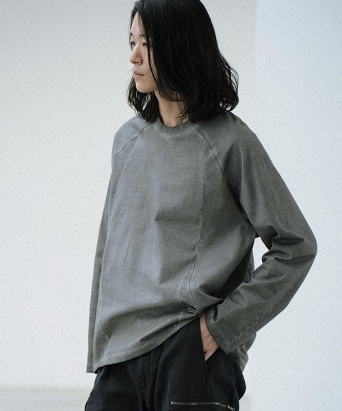 WYM LIDNM（ウィム バイ リドム）の「CURVED SEEM COLD DYED L/S TEE（Tシャツ/カットソー・メンズ・チャコール/アッシュブラウン/グレー・S/M/L）」の16枚目の写真