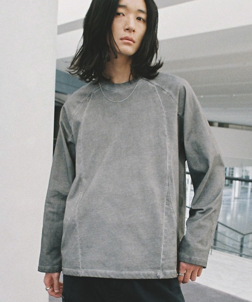WYM LIDNM（ウィム バイ リドム）の「CURVED SEEM COLD DYED L/S TEE（Tシャツ/カットソー・メンズ・チャコール/アッシュブラウン/グレー・S/M/L）」の4枚目の写真
