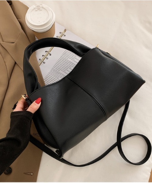 Teem Store（チームストア）の「【2WAY】ラウンドワンハンドルバッグ ショルダーバッグ（ショルダーバッグ・レディース・ブラック/ホワイト/ベージュ・F）」の14枚目の写真