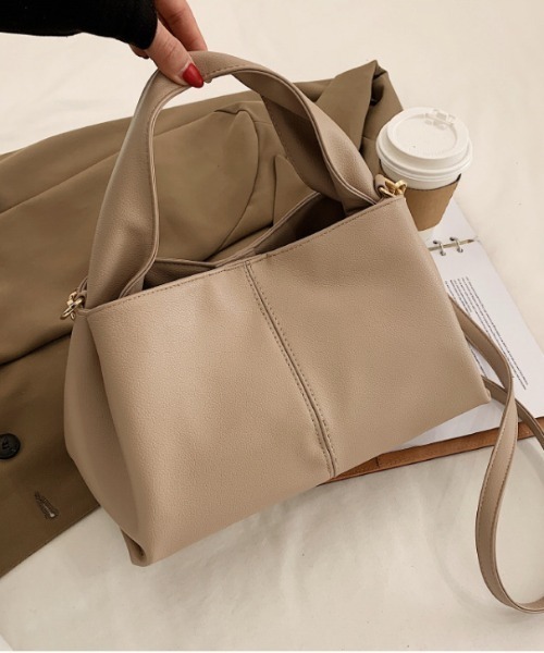 Teem Store（チームストア）の「【2WAY】ラウンドワンハンドルバッグ ショルダーバッグ（ショルダーバッグ・レディース・ブラック/ホワイト/ベージュ・F）」の21枚目の写真