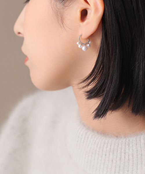 Lilas　ダイヤ10mmバーピアス Lilas ダイヤ10mmバーピアス