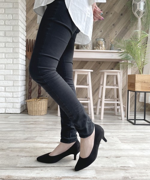 LUGG NAGG(ラグナグ)の「【addottona】6㎝ポインテッドパンプス(パンプス・レディース・ブラック/ブラック系その他/ブラック系その他2/ガンメタ/シルバー・LL/L/M/S)」の11枚目の写真