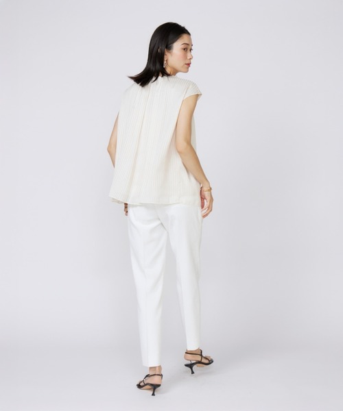 INED（イネド）の「シェルタリングドライ 美脚テーパードパンツ（その他パンツ・レディース・ネイビー/ベージュ/ブルー/オフホワイト・7号/11号/9号）」の8枚目の写真